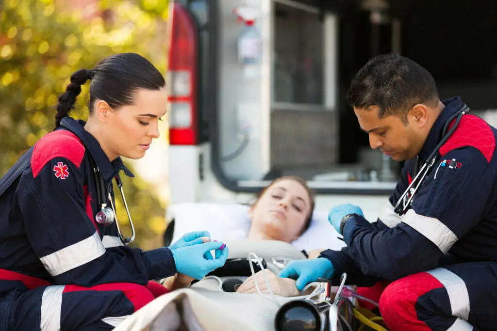 emt vs paramedic